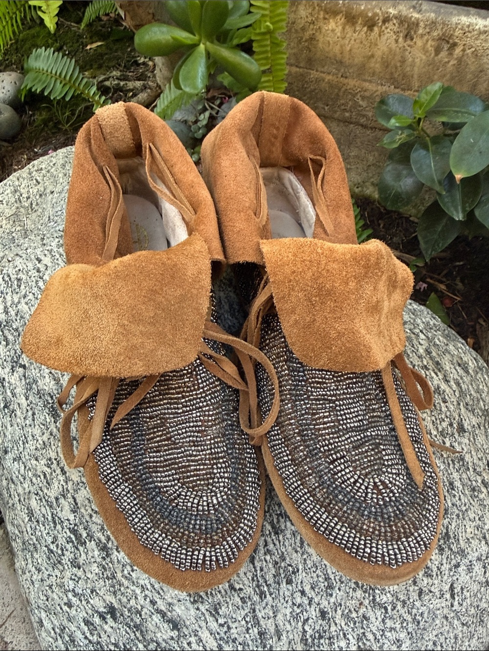 House of Harlow beaded moccasins 7
